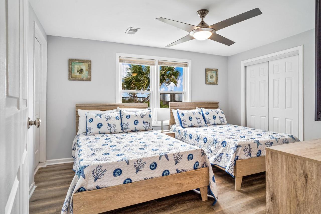 Villa Ocean Daze - Sleeps 22, Direct Oceanfront, Renovated May 2022 à Holden Beach Extérieur photo