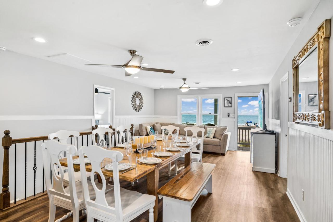 Villa Ocean Daze - Sleeps 22, Direct Oceanfront, Renovated May 2022 à Holden Beach Extérieur photo